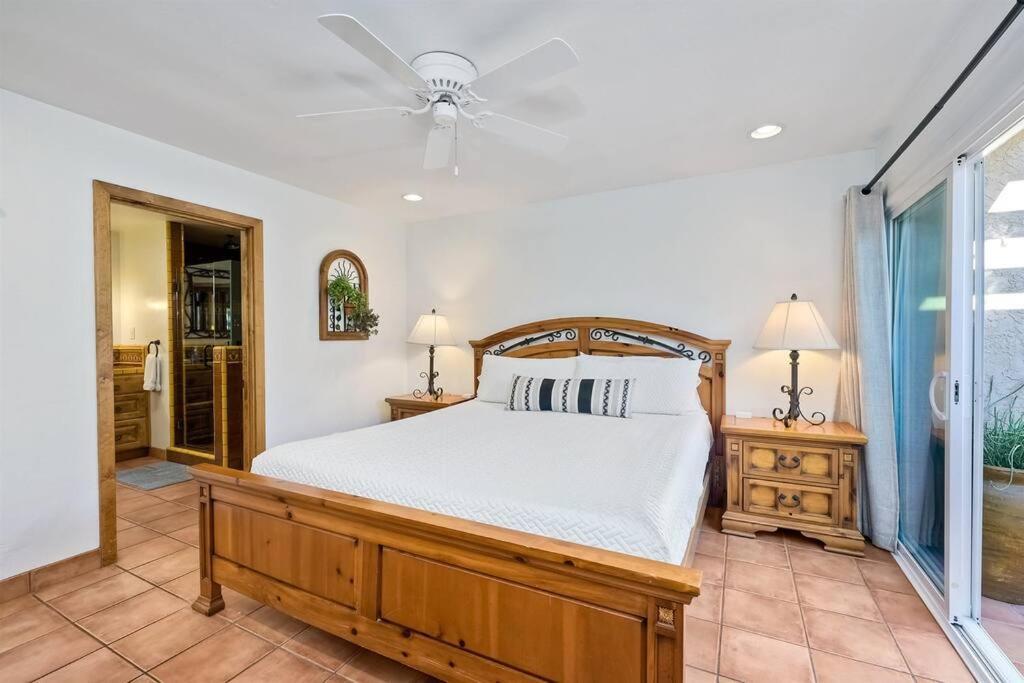 Great Group Retreat! Hacienda Decor, Spacious Floor Plan, Private Backyard Carlsbad Eksteriør billede